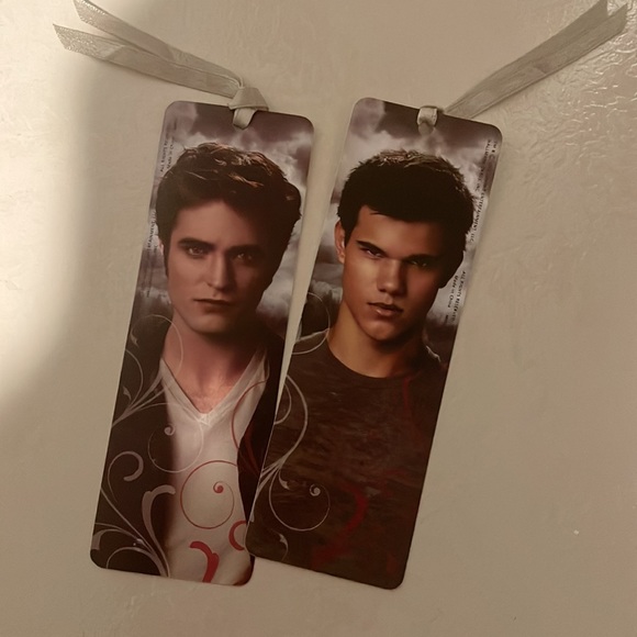 Twilight Bookmarks - Picture 2 of 2